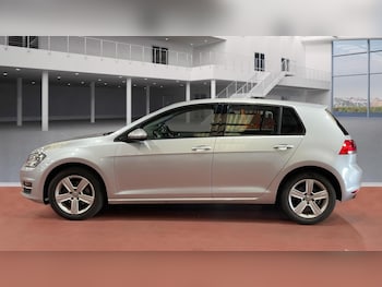 Used Volkswagen Golf 2016 for sale - 78020229: Photo