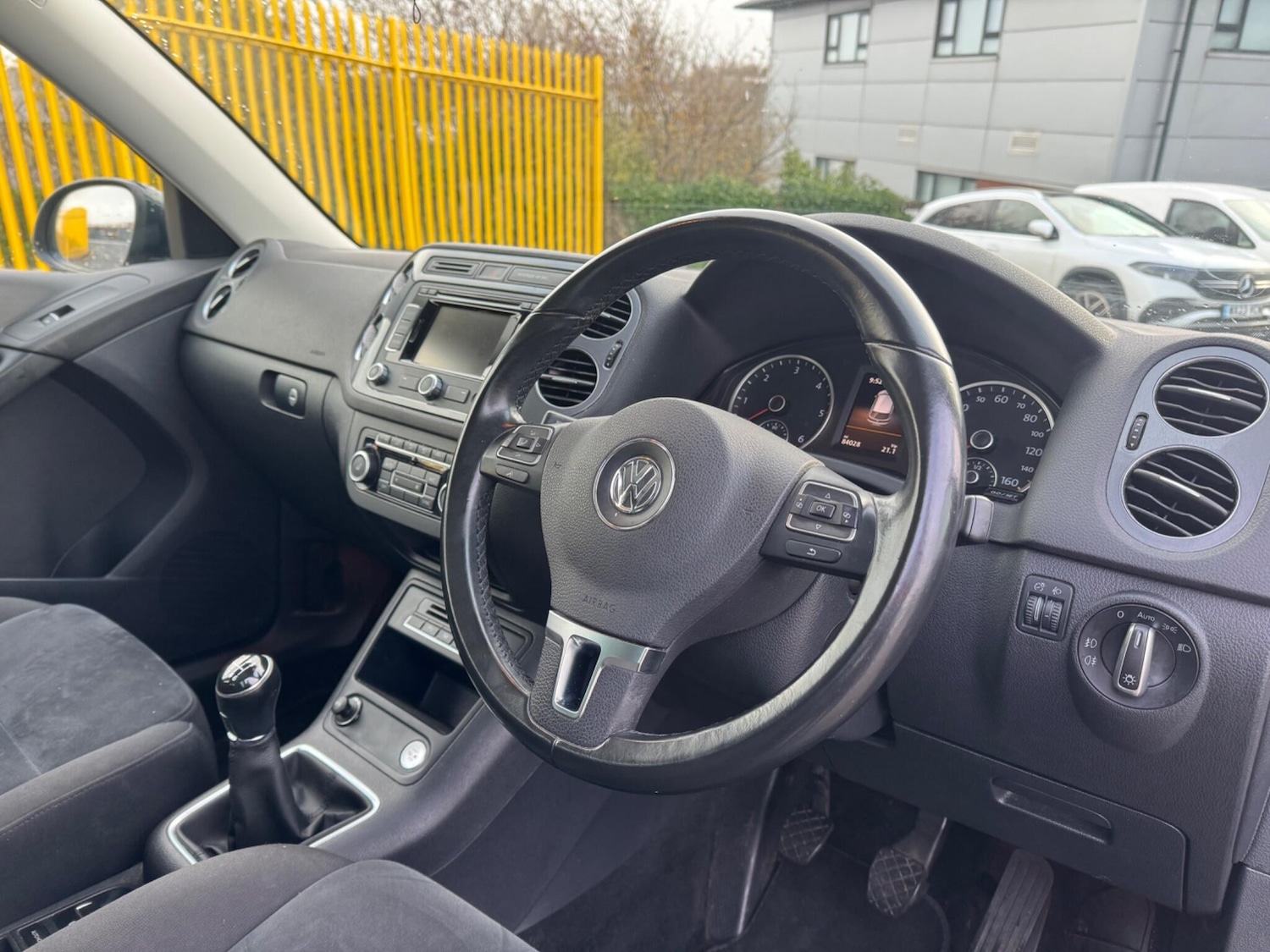 Used Volkswagen Tiguan 2014 for sale - 76700775: Photo 11