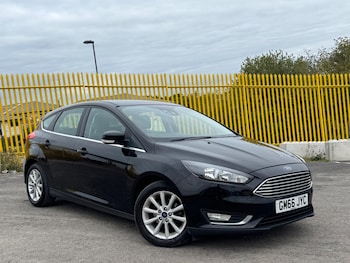 Used Ford Focus 2017 for sale - 76988385: Photo