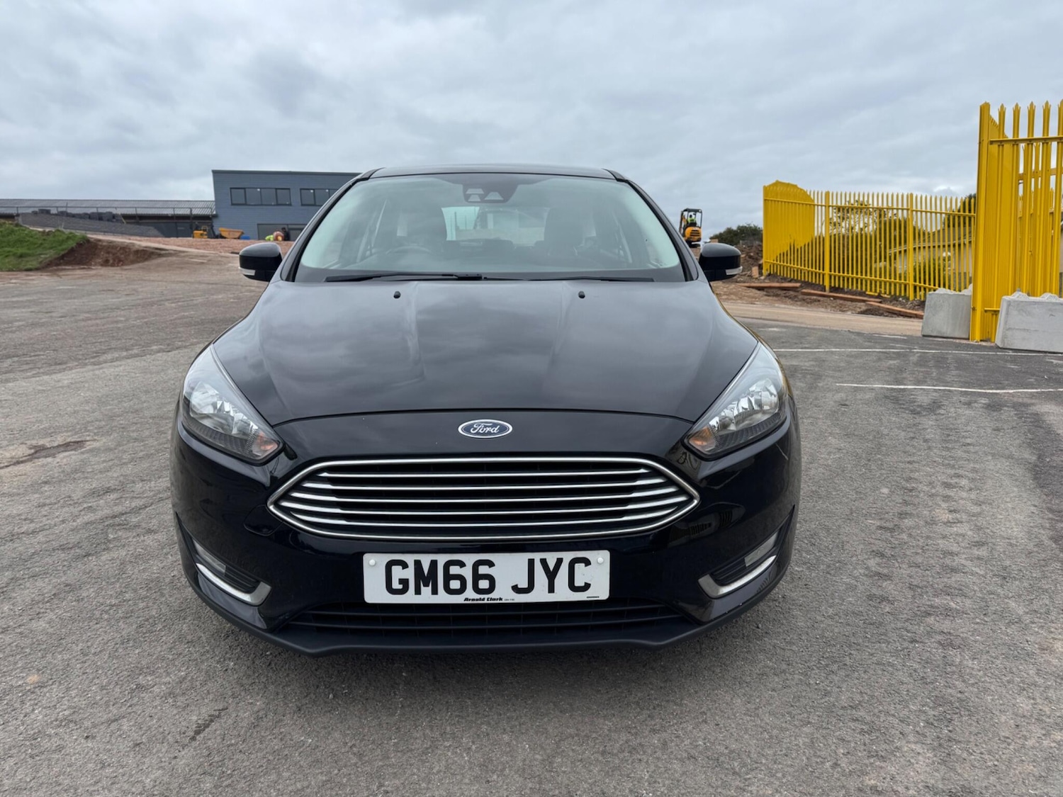 Used Ford Focus 2017 for sale - 76988385: Photo 3