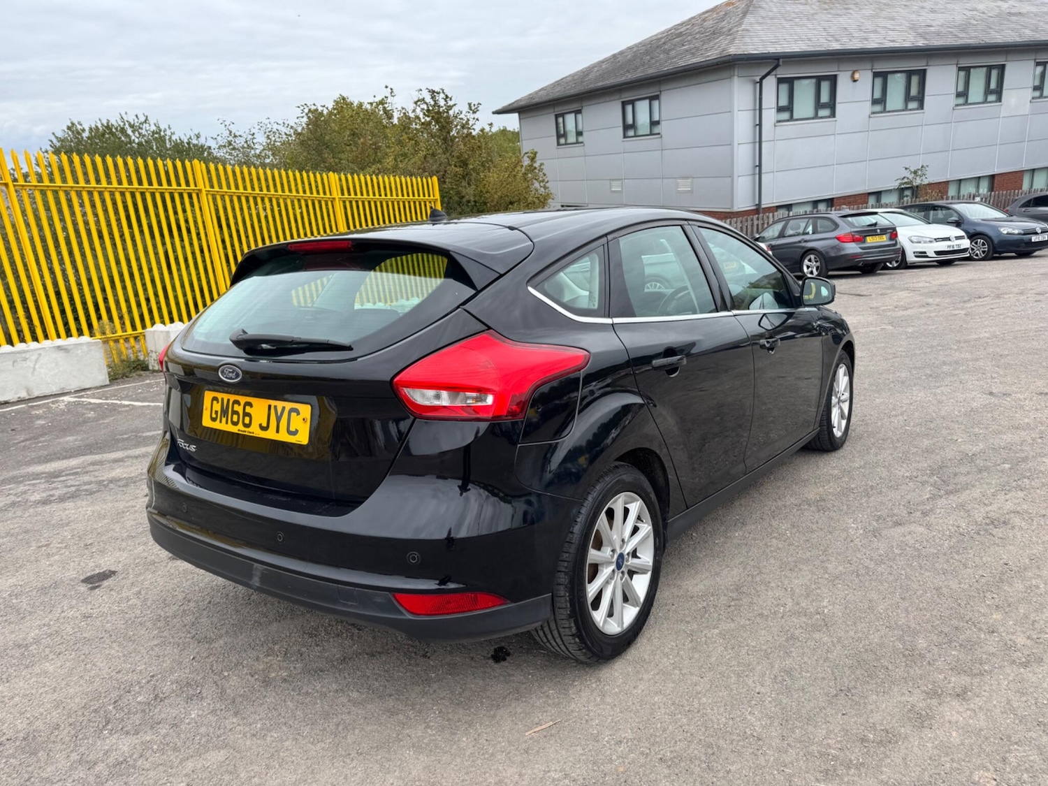 Used Ford Focus 2017 for sale - 76988385: Photo 6