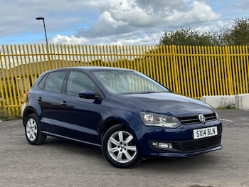 Used Volkswagen Polo 2014 for sale - 76059352: Photo