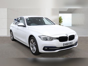 Used BMW 3 Series 2018 for sale - 79180823: Photo