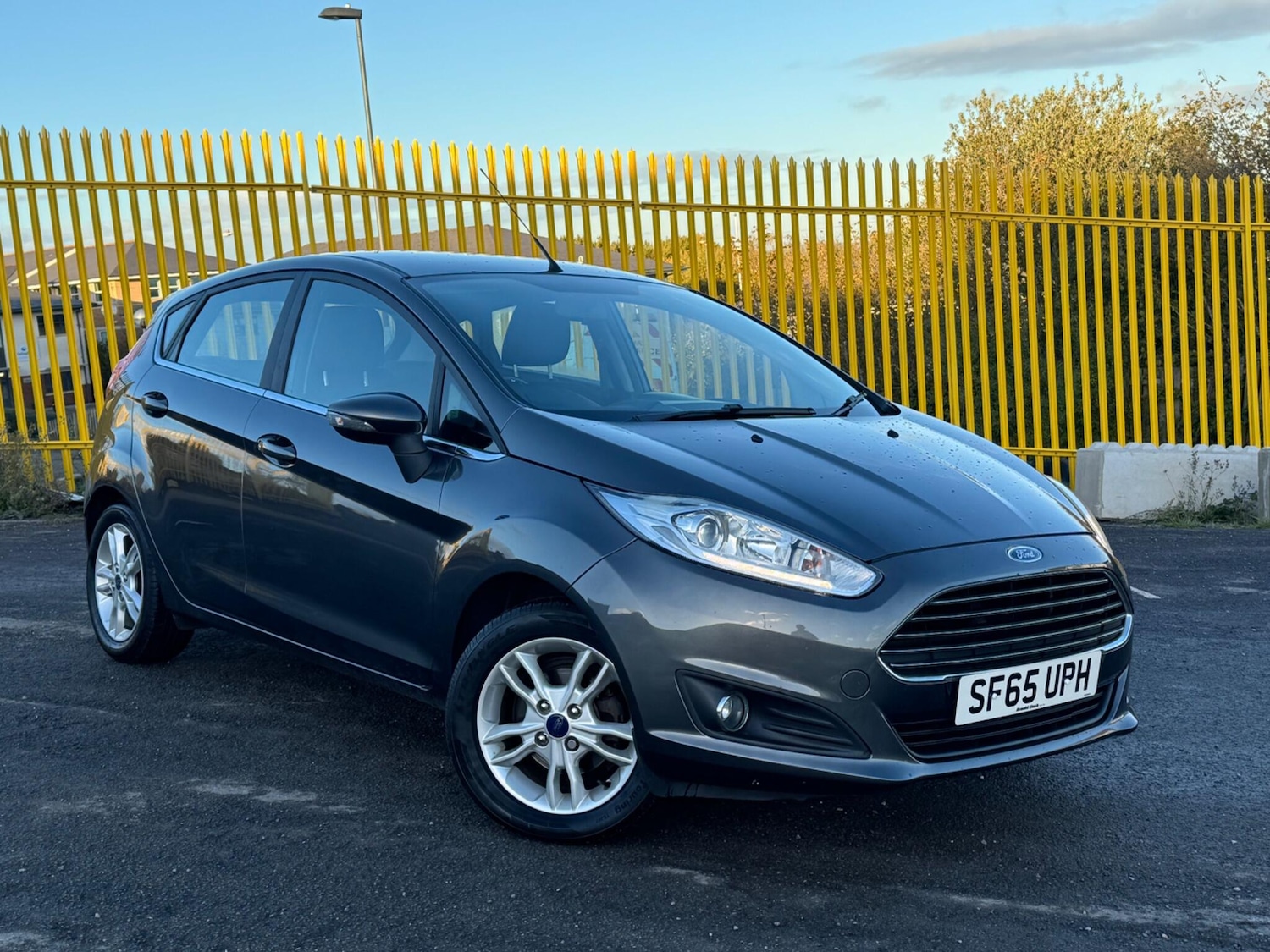Used Ford Fiesta 2015 for sale - 76388254: Photo 1