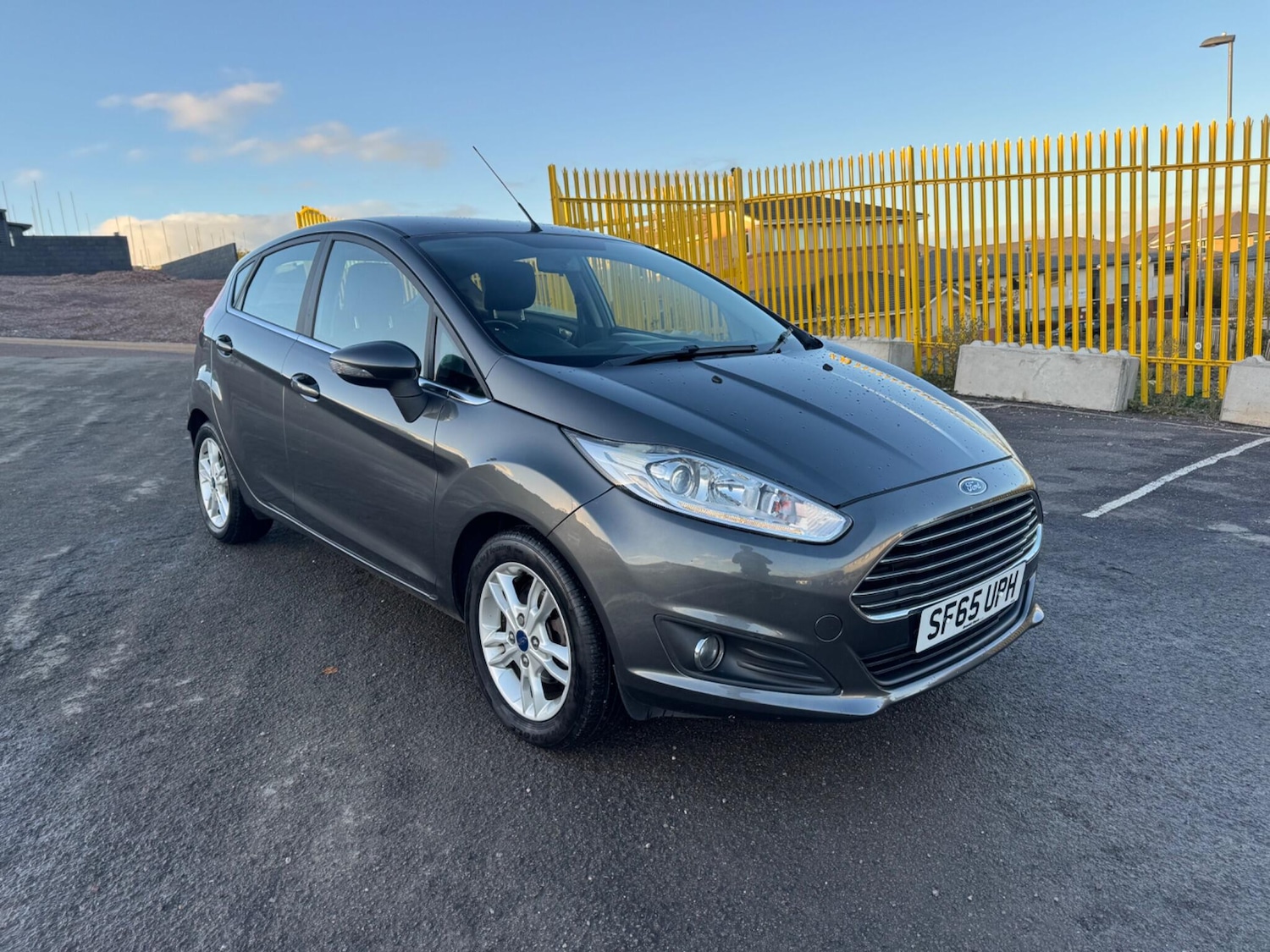 Used Ford Fiesta 2015 for sale - 76388254: Photo 5