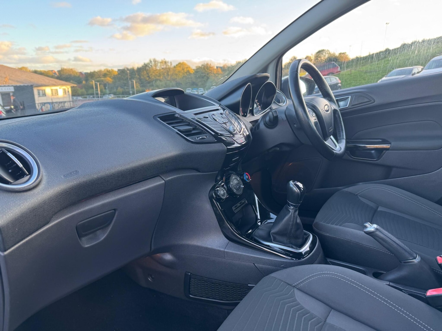 Used Ford Fiesta 2015 for sale - 76388254: Photo 9