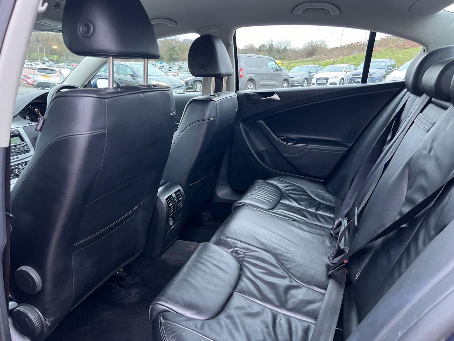 Used Volkswagen Passat 2010 for sale - 77166690: Photo 10