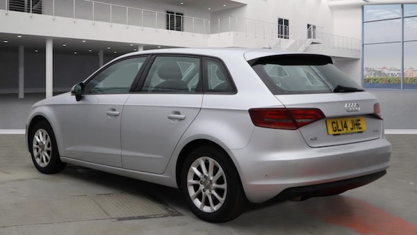Used Audi A3 2014 for sale - 76314577: Photo 2