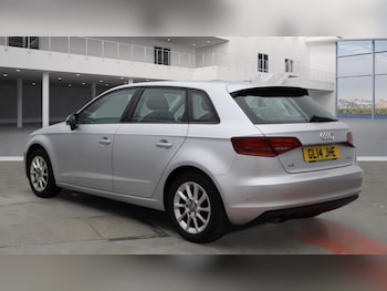 Used Audi A3 2014 for sale - 76314577: Photo 2