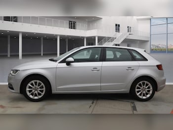 Used Audi A3 2014 for sale - 76314577: Photo 3