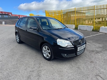 Used Volkswagen Polo 2008 for sale - 77940645: Photo