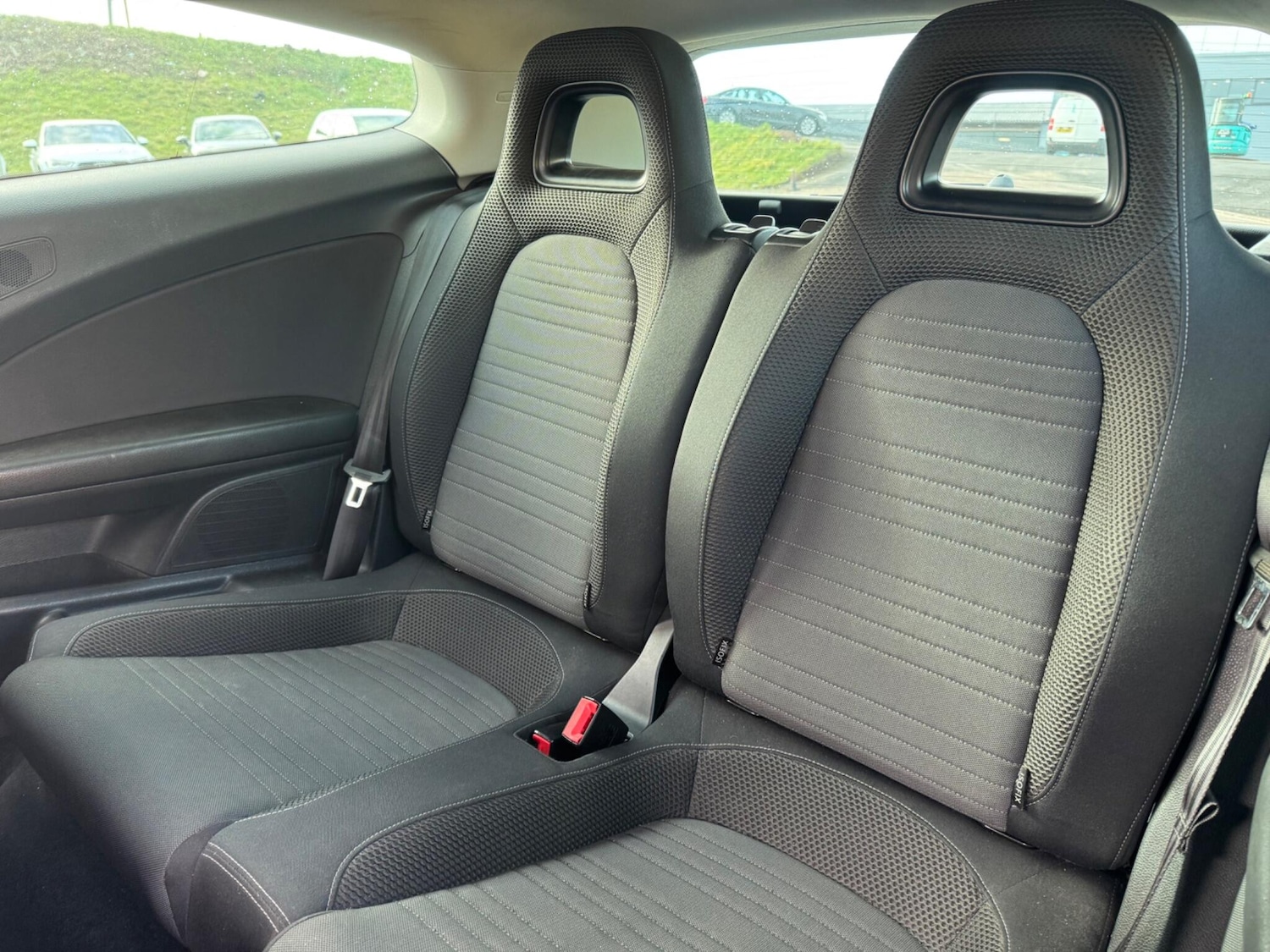 Used Volkswagen Scirocco 2011 for sale - 78086790: Photo 10