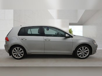 Used Volkswagen Golf 2016 for sale - 78416178: Photo