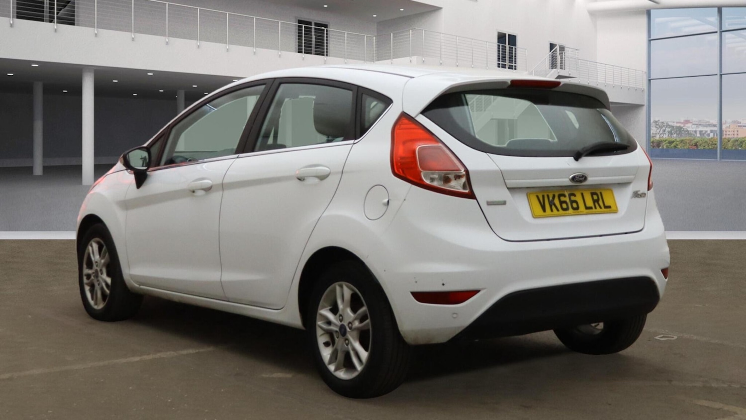Used Ford Fiesta 2016 for sale - 76306477: Photo 2