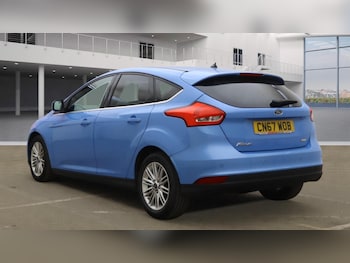 Used Ford Focus 2017 for sale - 76179491: Photo 2