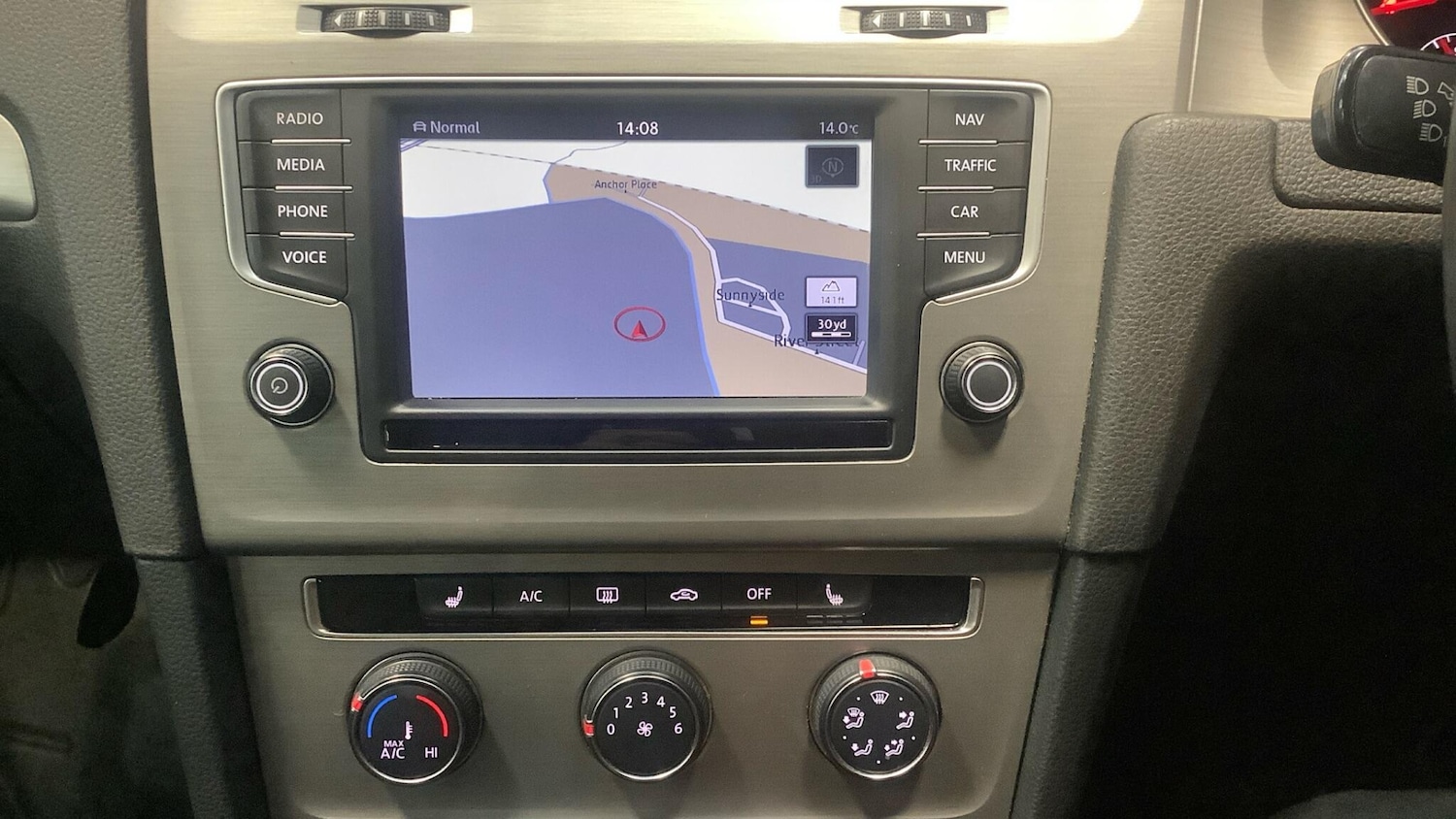 Used Volkswagen Golf 2017 for sale - 76667069: Photo 6