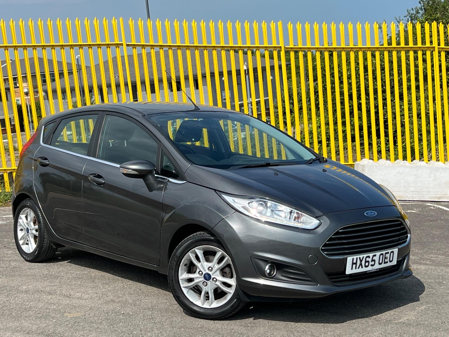 Used Ford Fiesta 2015 for sale - 76327165: Photo 1