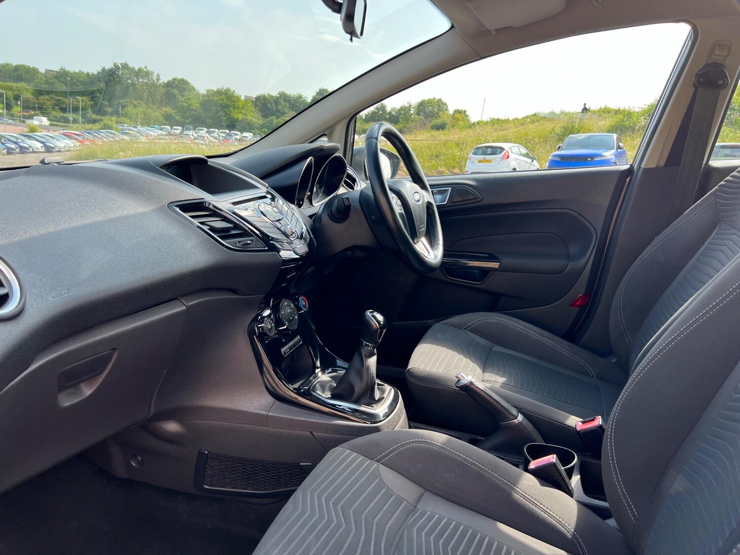 Used Ford Fiesta 2015 for sale - 76327165: Photo 10