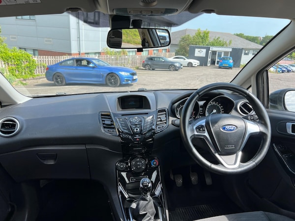 Used Ford Fiesta 2015 for sale - 76327165: Photo 11