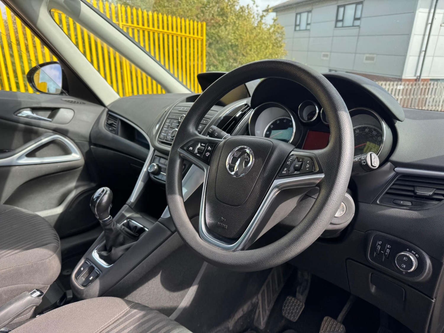Used Vauxhall Zafira Tourer 2014 for sale - 75964425: Photo 8