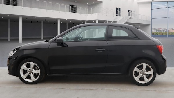 Used Audi A1 2016 for sale - 76246637: Photo 3
