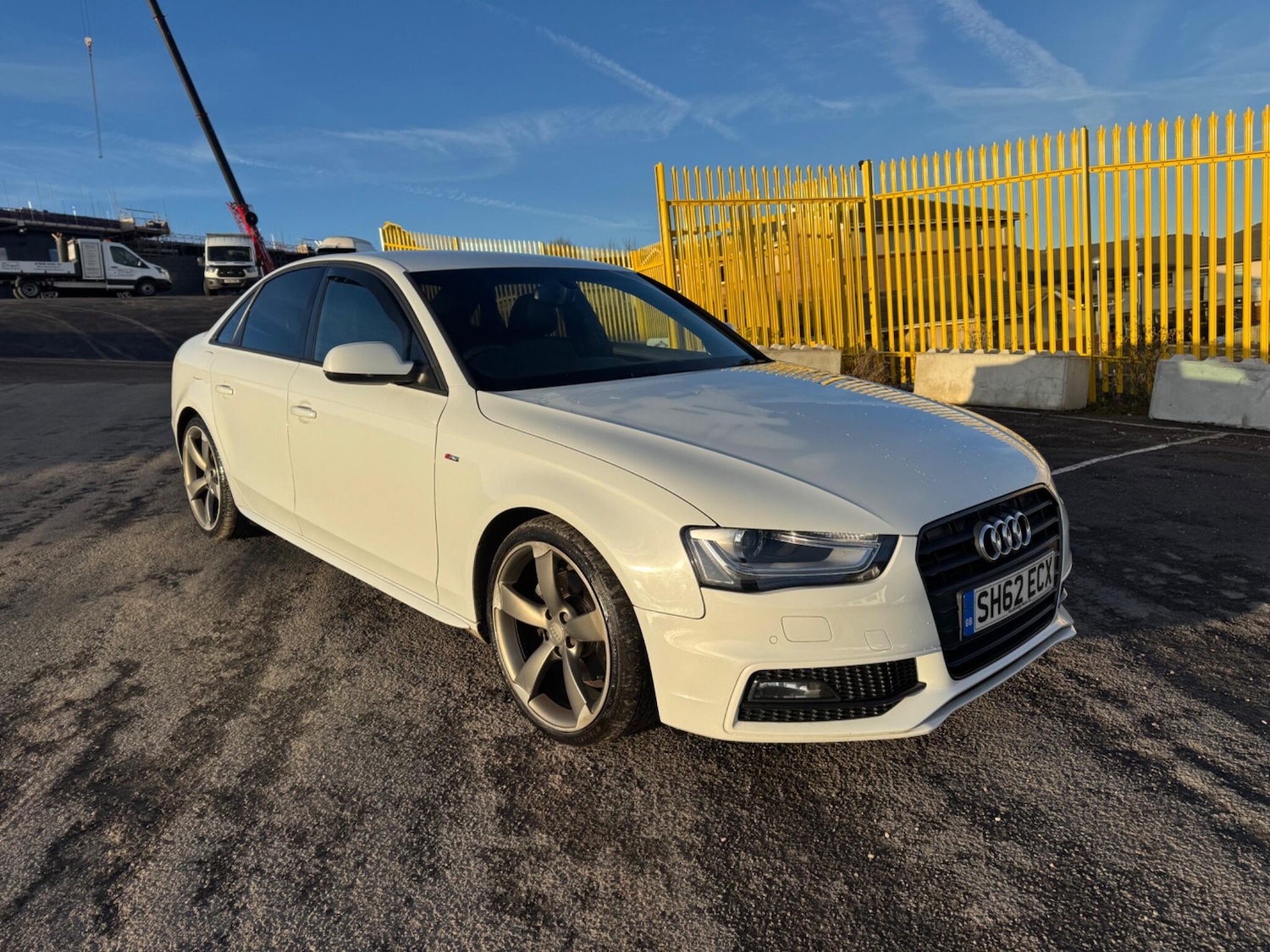 Used Audi A4 2012 for sale - 76701453: Photo 4