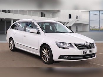 2013 (13) - 1.6 TDI Elegance GreenLine III Euro 5 (s/s) 5dr