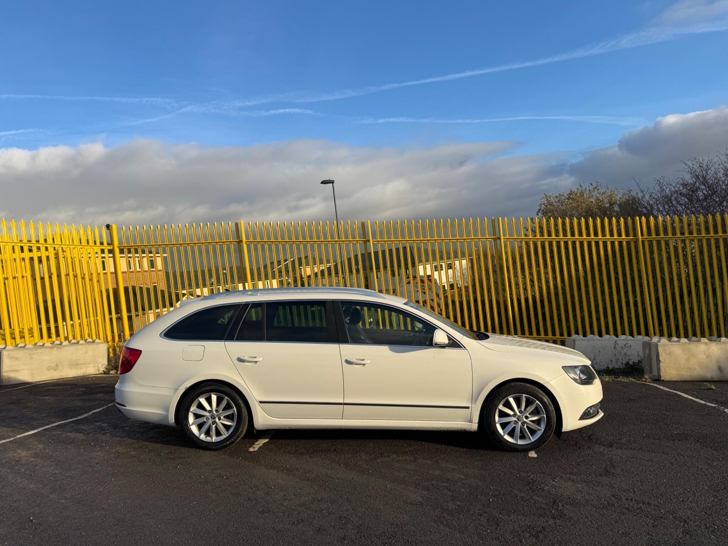 Used Skoda Superb 2013 for sale - 76701714: Photo 5