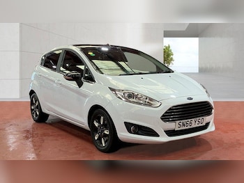 Used Ford Fiesta 2016 for sale - 79132789: Photo