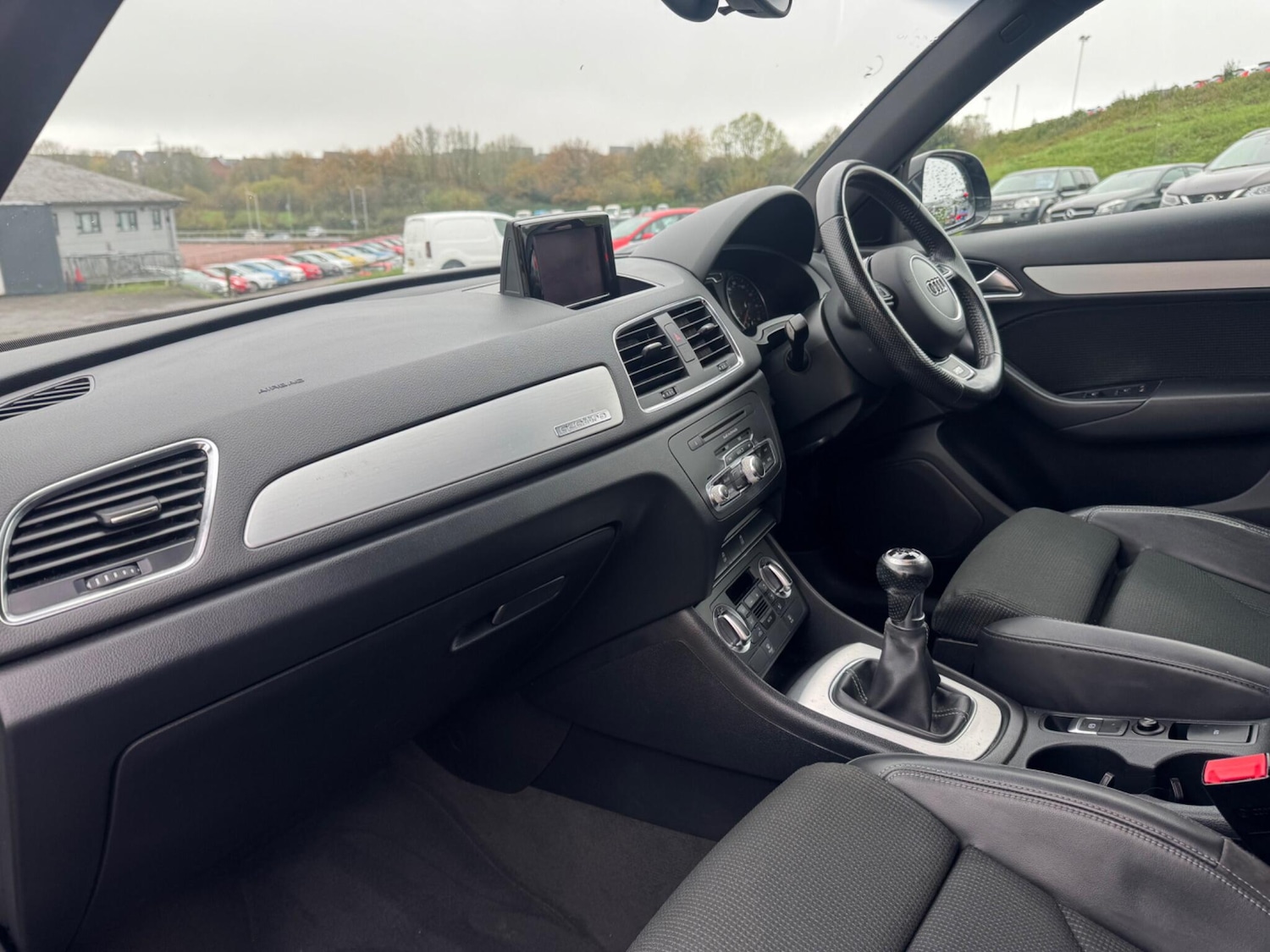 Used Audi Q3 2014 for sale - 76992385: Photo 9