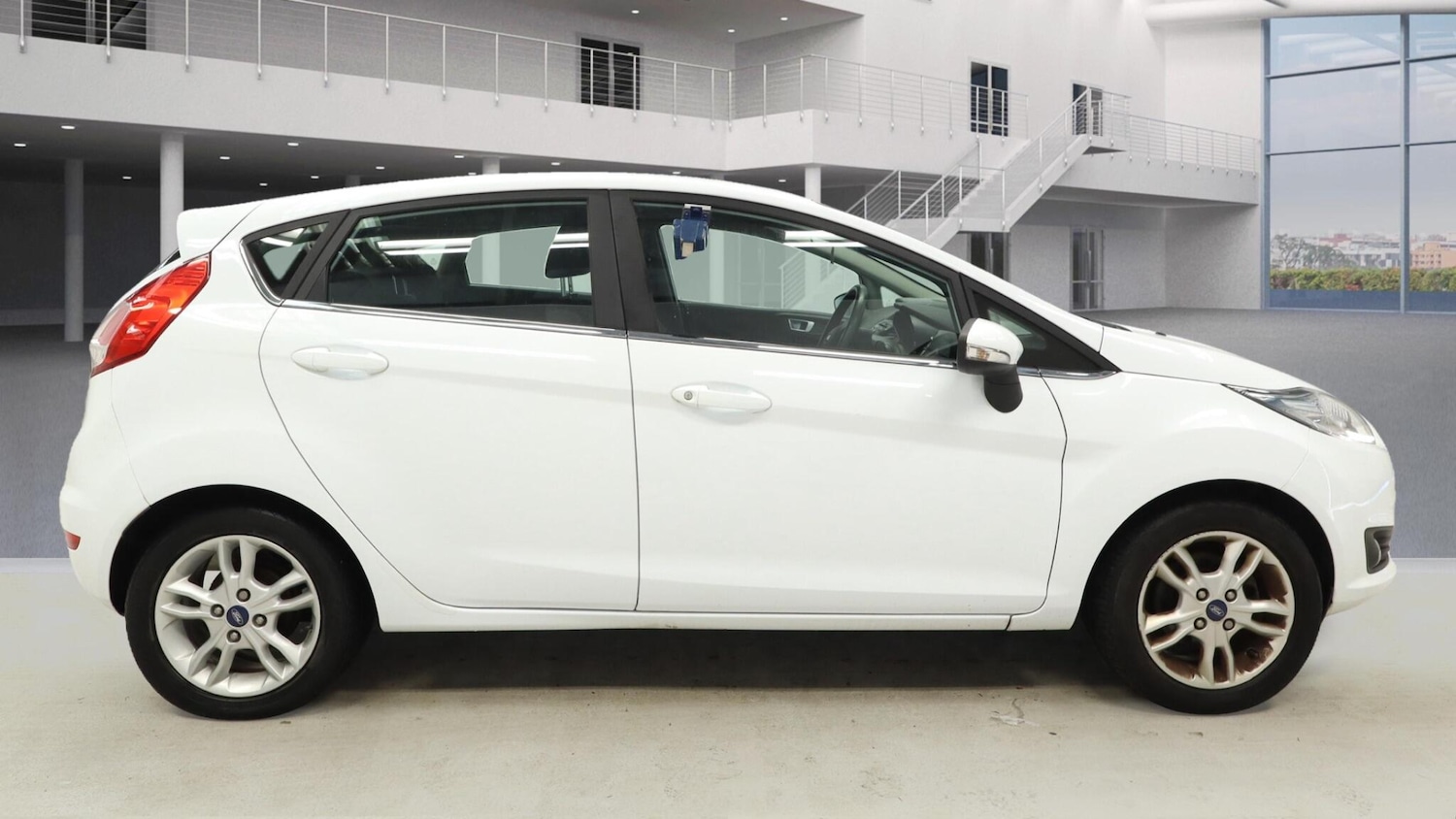 Used Ford Fiesta 2016 for sale - 76389037: Photo 3