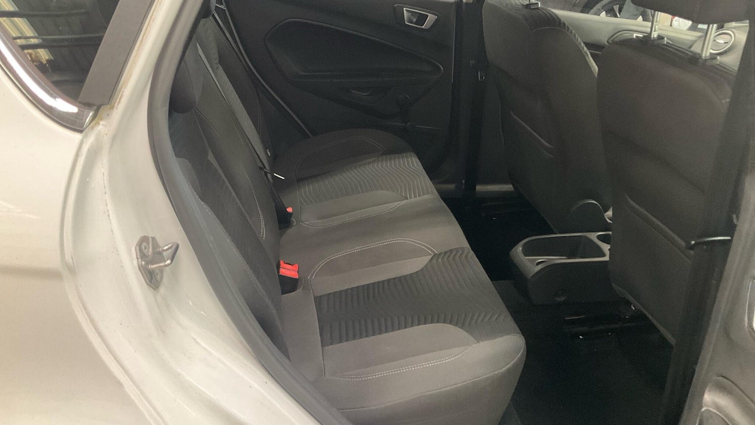 Used Ford Fiesta 2016 for sale - 76389037: Photo 5