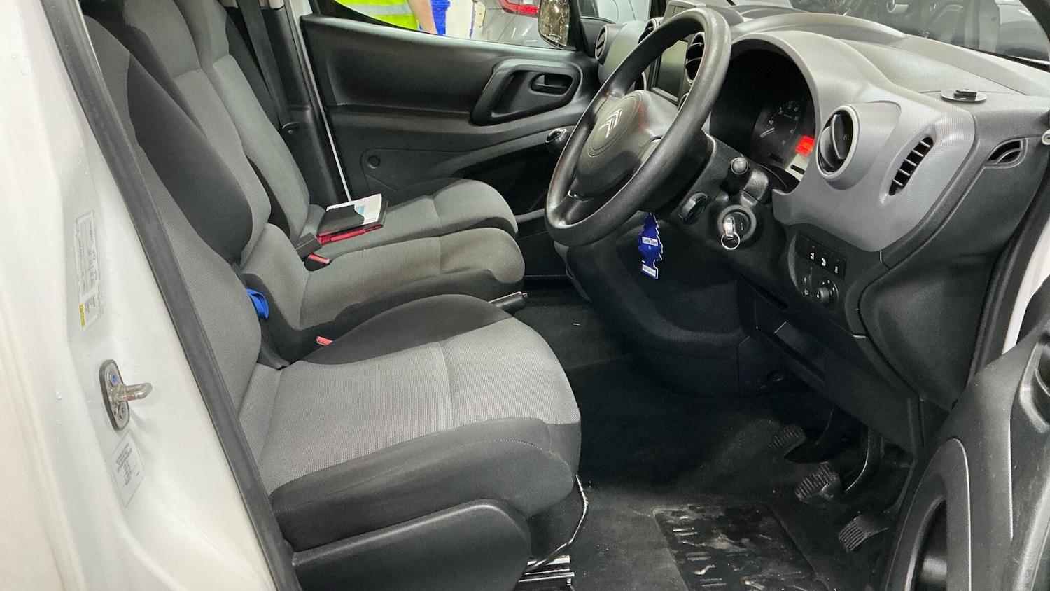 Used Citroen Berlingo 2017 for sale - 75965319: Photo 4