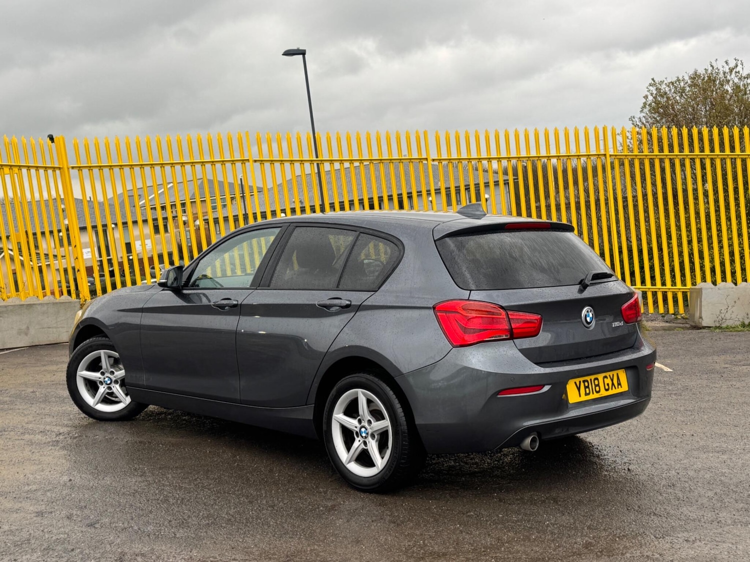 Used BMW 1 Series 2018 for sale - 76839792: Photo 2