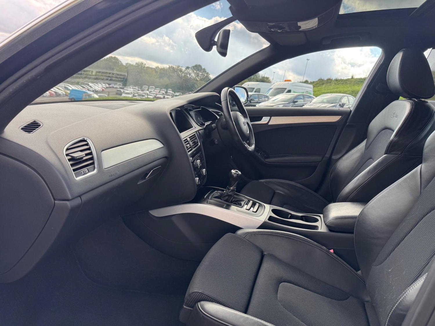 Used Audi A4 2012 for sale - 76997767: Photo 8