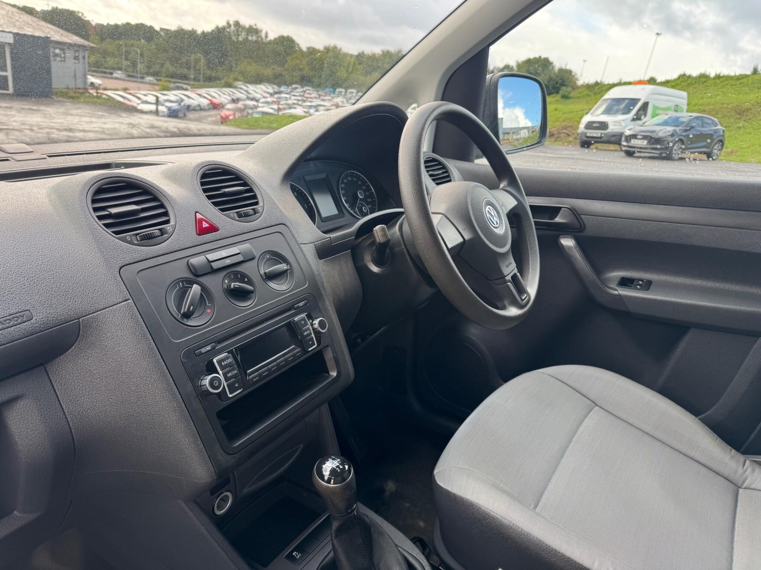 Used Volkswagen Caddy 2015 for sale - 76988856: Photo 11