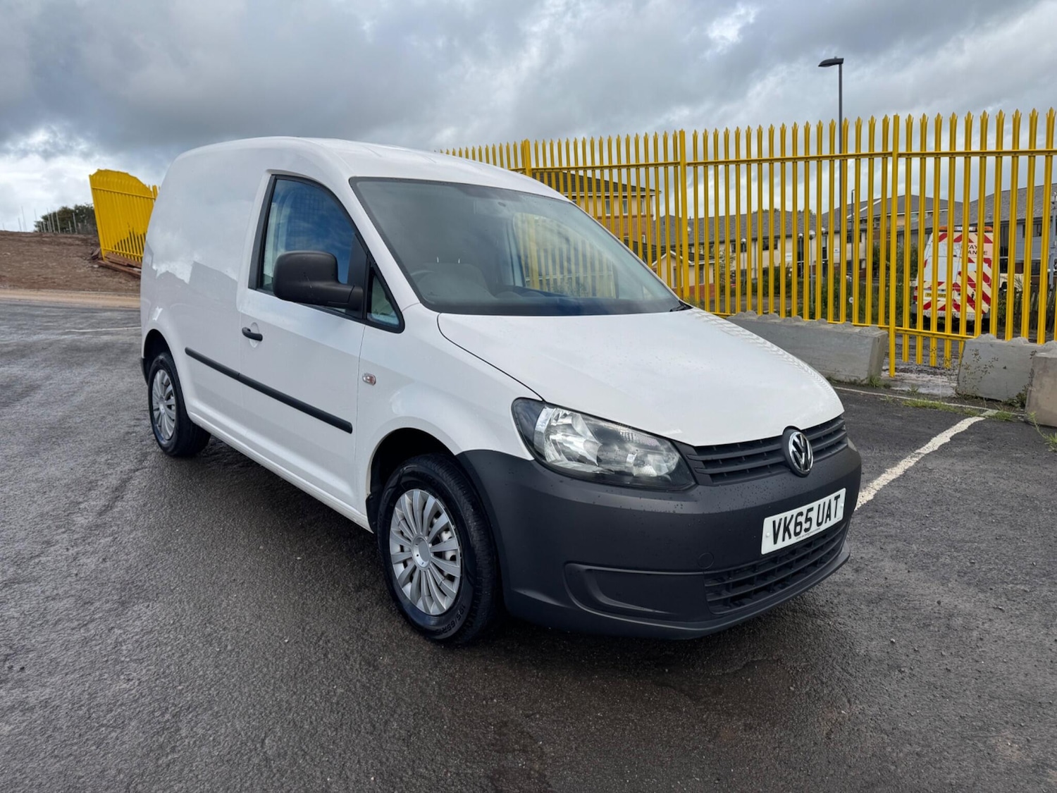 Used Volkswagen Caddy 2015 for sale - 76988856: Photo 4