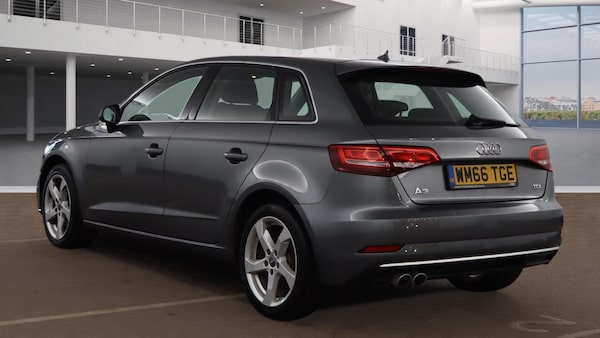 Used Audi A3 2017 for sale - 76060536: Photo 2