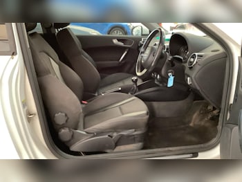 Used Audi A1 2016 for sale - 77120120: Photo