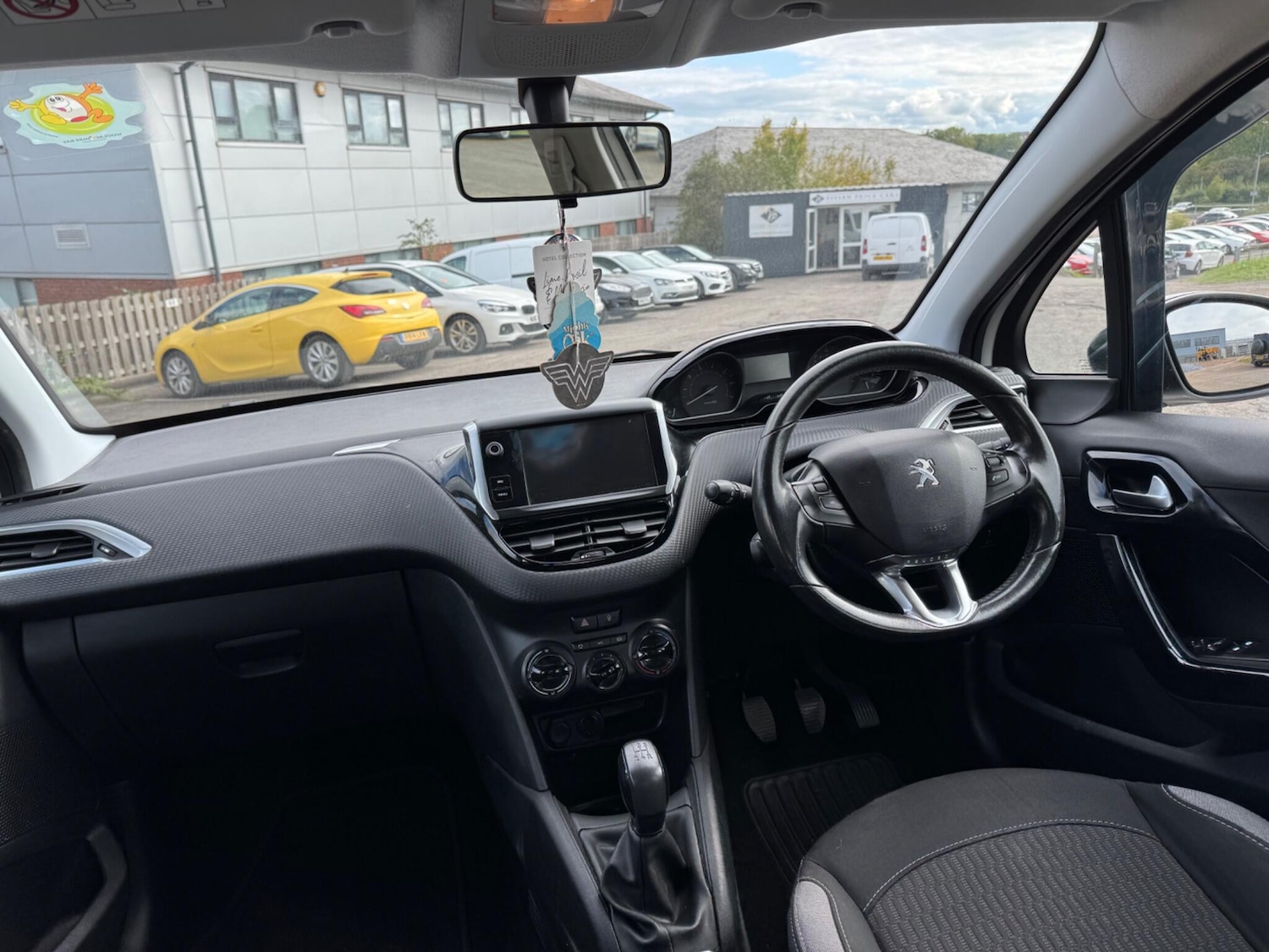 Used Peugeot 208 2016 for sale - 76024384: Photo 10