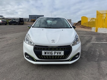 Used Peugeot 208 2016 for sale - 76024384: Photo 3