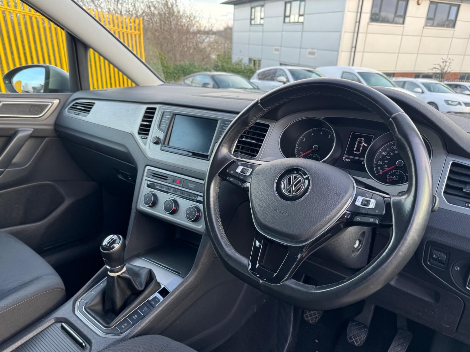 Used Volkswagen Golf SV 2015 for sale - 76865386: Photo 10