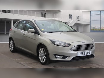 Used Ford Focus 2015 for sale - 76765538: Photo