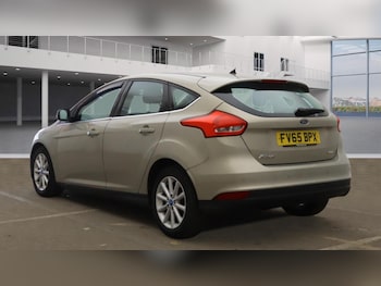 Used Ford Focus 2015 for sale - 76765538: Photo