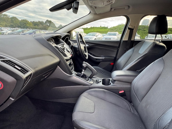 Used Ford Focus 2012 for sale - 75564150: Photo 11