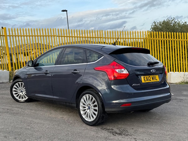 Used Ford Focus 2012 for sale - 75564150: Photo 2