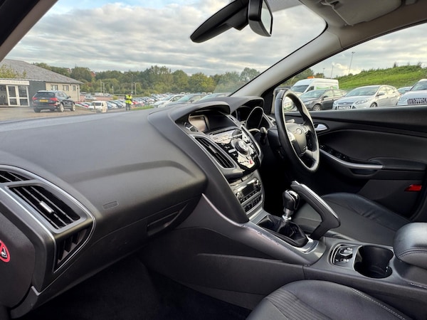 Used Ford Focus 2012 for sale - 75564150: Photo 8