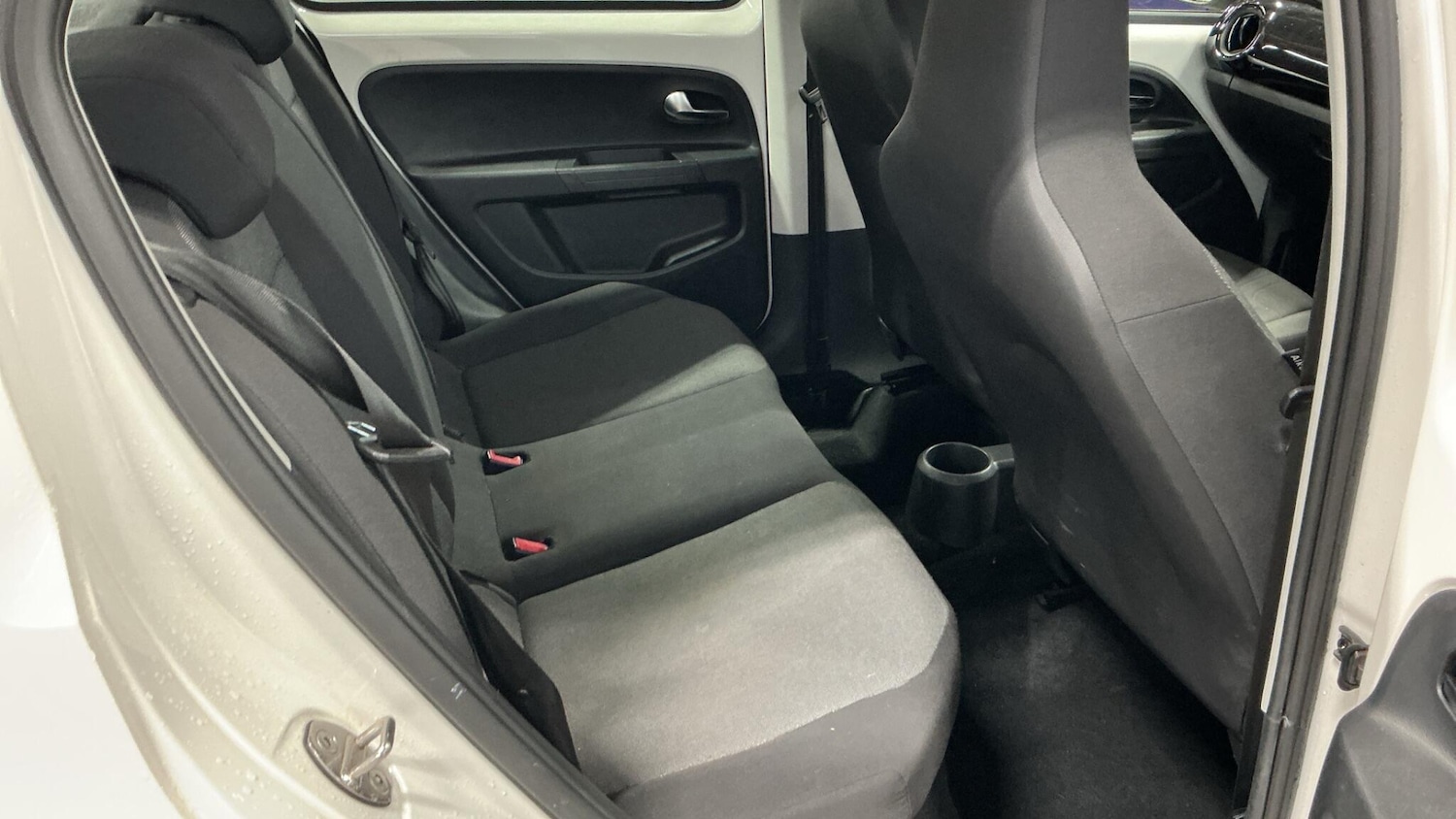 Used Volkswagen up! 2015 for sale - 77992983: Photo 5