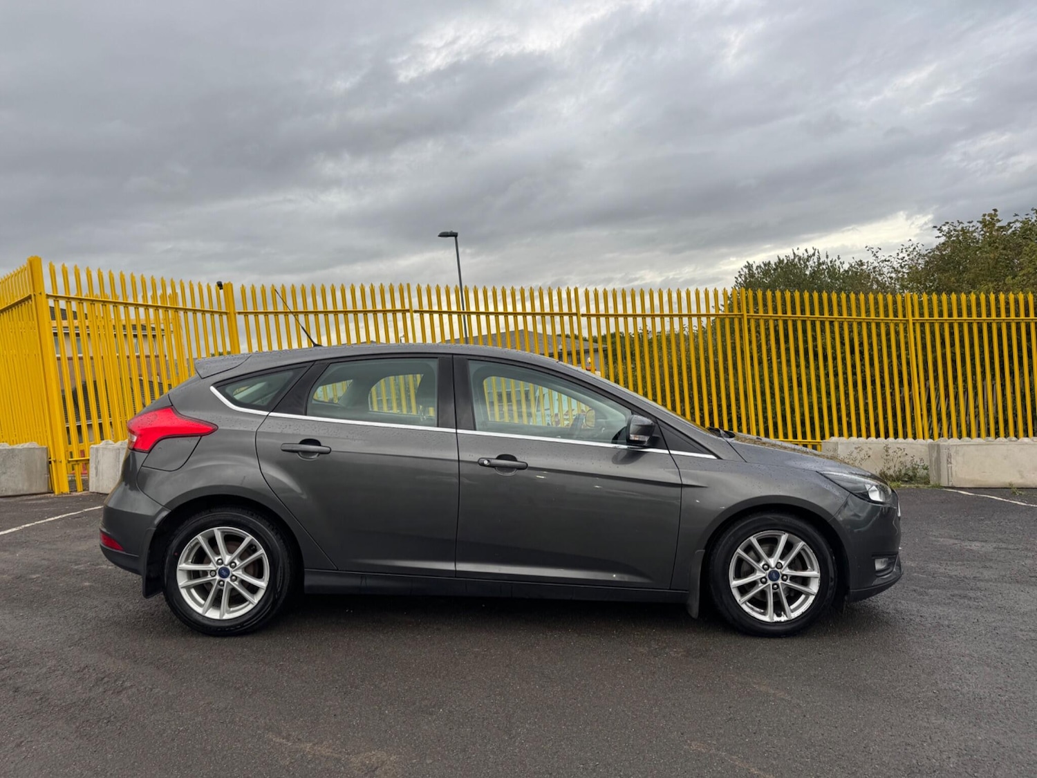 Used Ford Focus 2016 for sale - 76634238: Photo 5