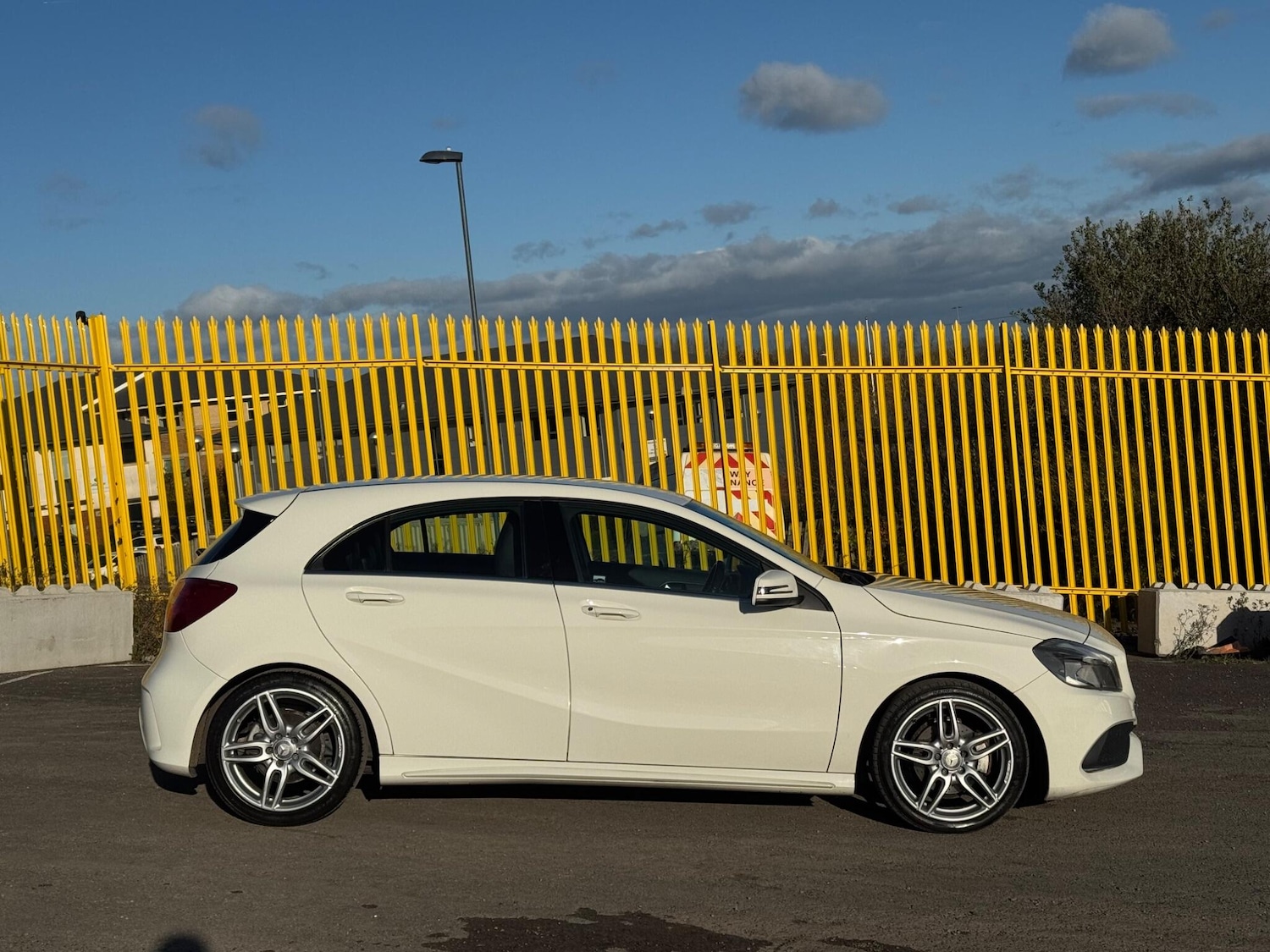 Used Mercedes-Benz A-Class 2017 for sale - 76167156: Photo 5